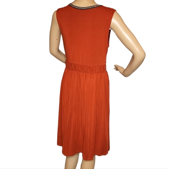 Garnet Hill Rust Dress with Black Trim - Picture 3 of 16